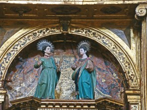 성 율리아노와 성녀 바실리사 제단 조각_photo by Nicolas Perez_in the Church of San Julian and Santa Basilisa in Valladolid_Spain.jpg